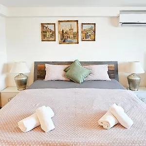 apartman-praha-brevnov.praguehotelsweb.com/
