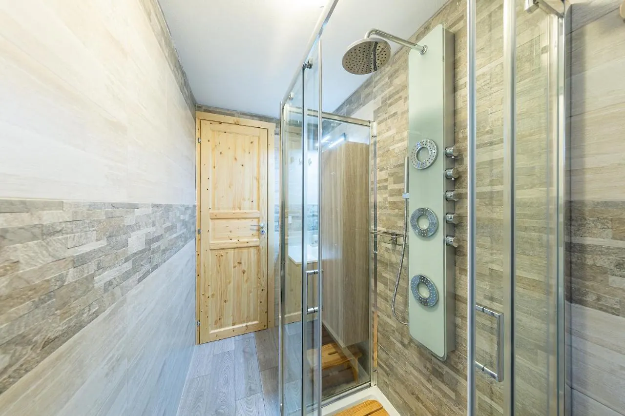 MINI PISCINA e VASCA IDROMASSAGGIO, SAUNA-AL RANCH DOLOMITI PASSION SPA appartamenti Pieve di Cadore